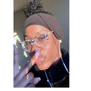 Meet your Posher, Àsia